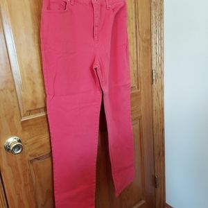 Gloria Vanderbilt ladies jeans
